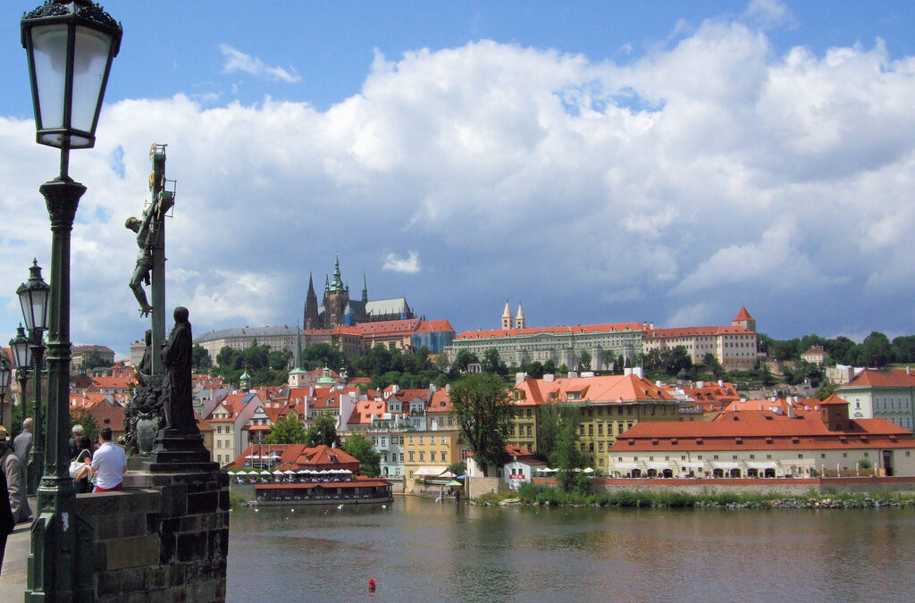 Experience the Nostalgia and Beauty of Prague Castle